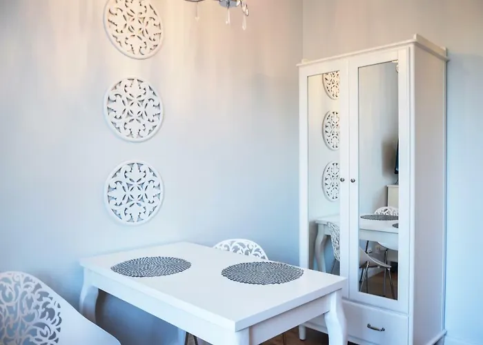 Gagarina 33 - By Homeprime * Varsovia